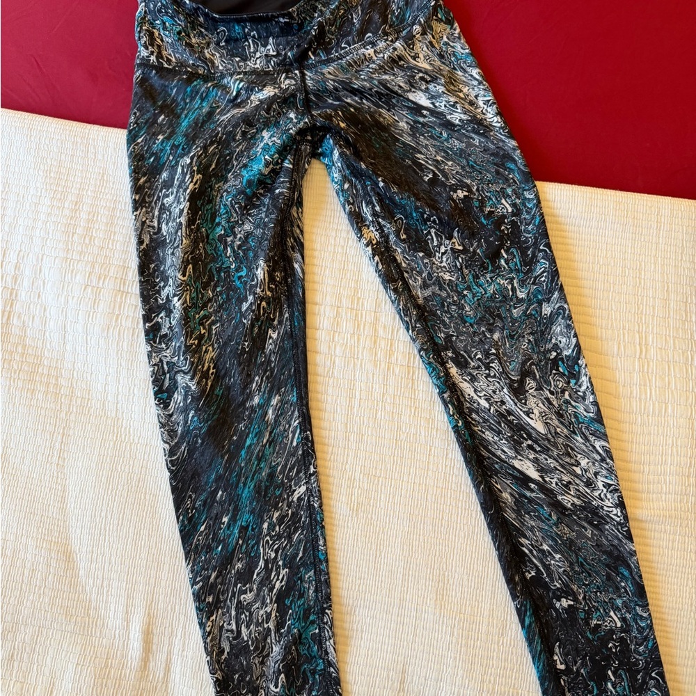 RBX Women's Black and Blue Patterned Jeggings